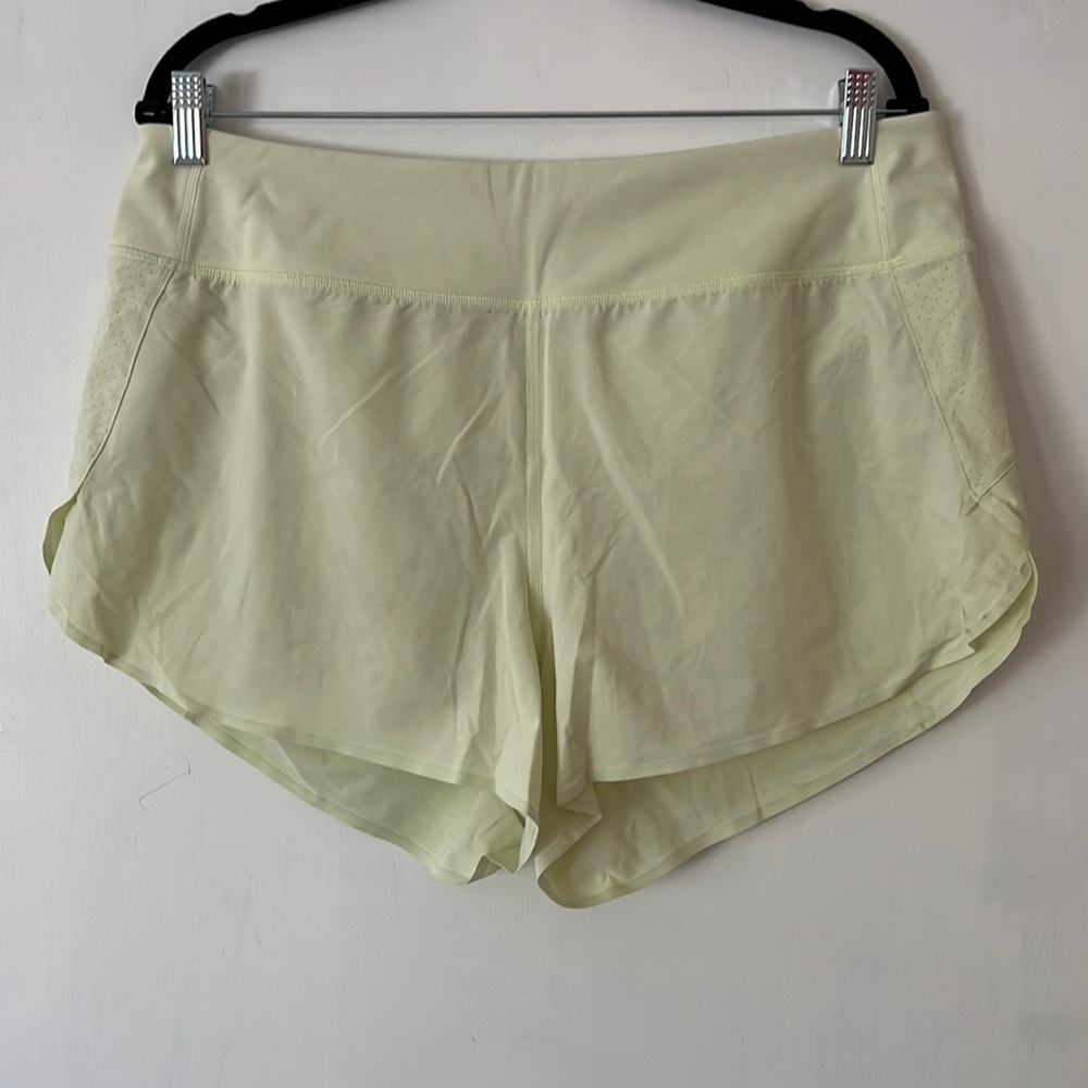 Athlete Run With It 3.5 Short - L